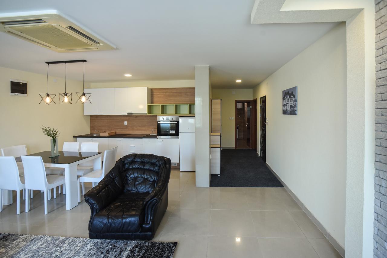 City Center Apartments Pirot Kültér fotó