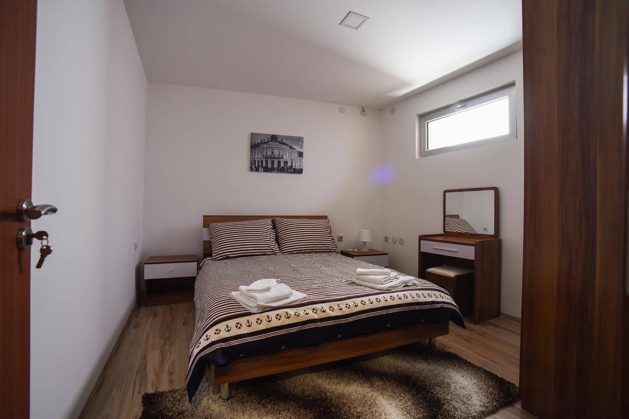 City Center Apartments Pirot Kültér fotó