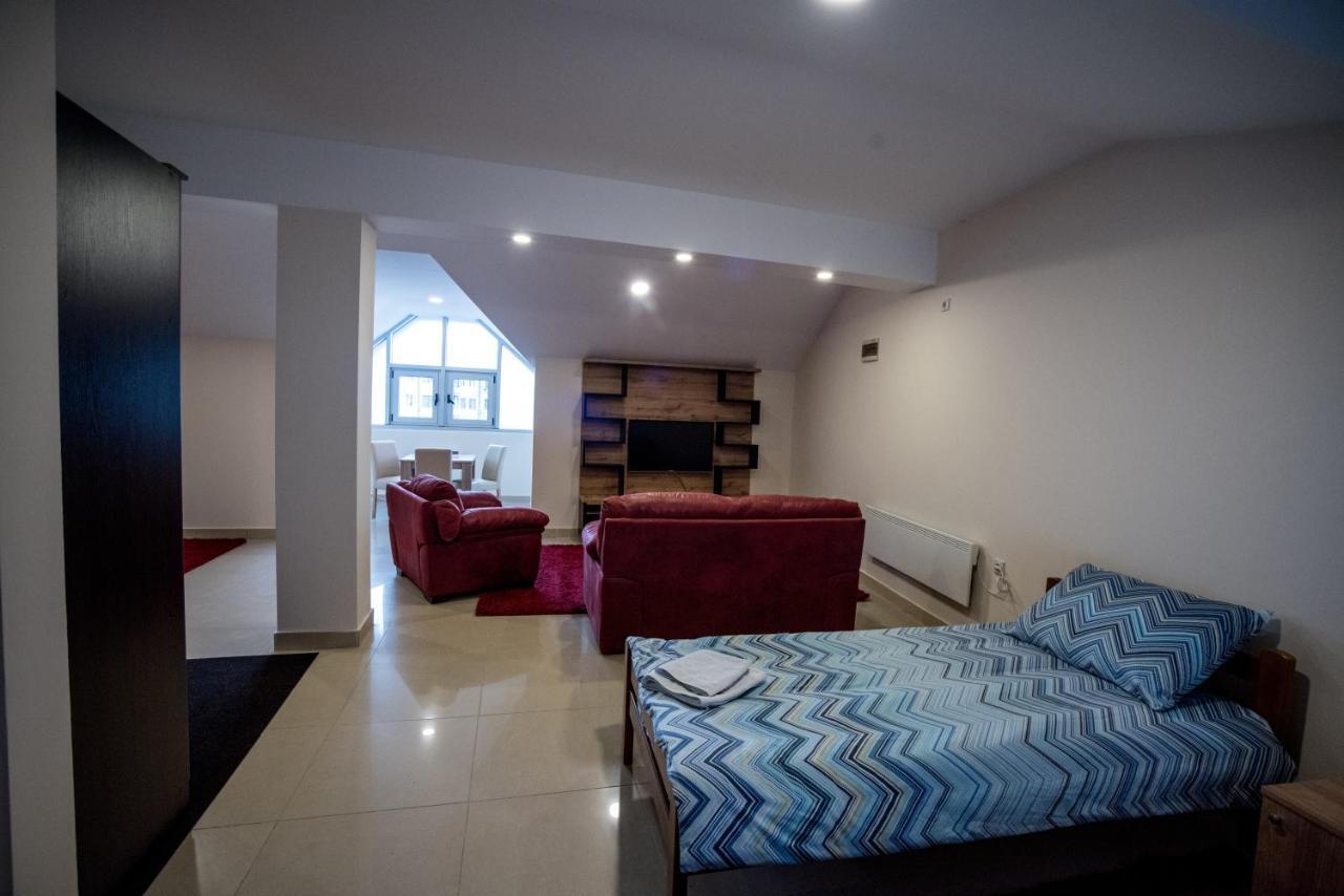 City Center Apartments Pirot Kültér fotó